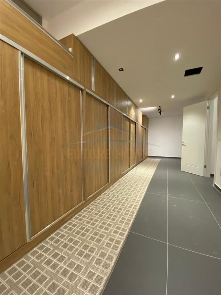 For sale, 3-storey villa, Porta e Gjelbër Residence, Tirana.