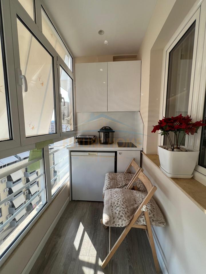 Shitet, Apartament 1+1, Unaza e Re.