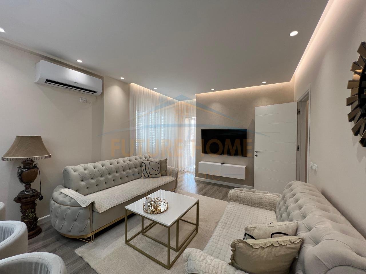Shitet, Apartament 1+1, Unaza e Re.