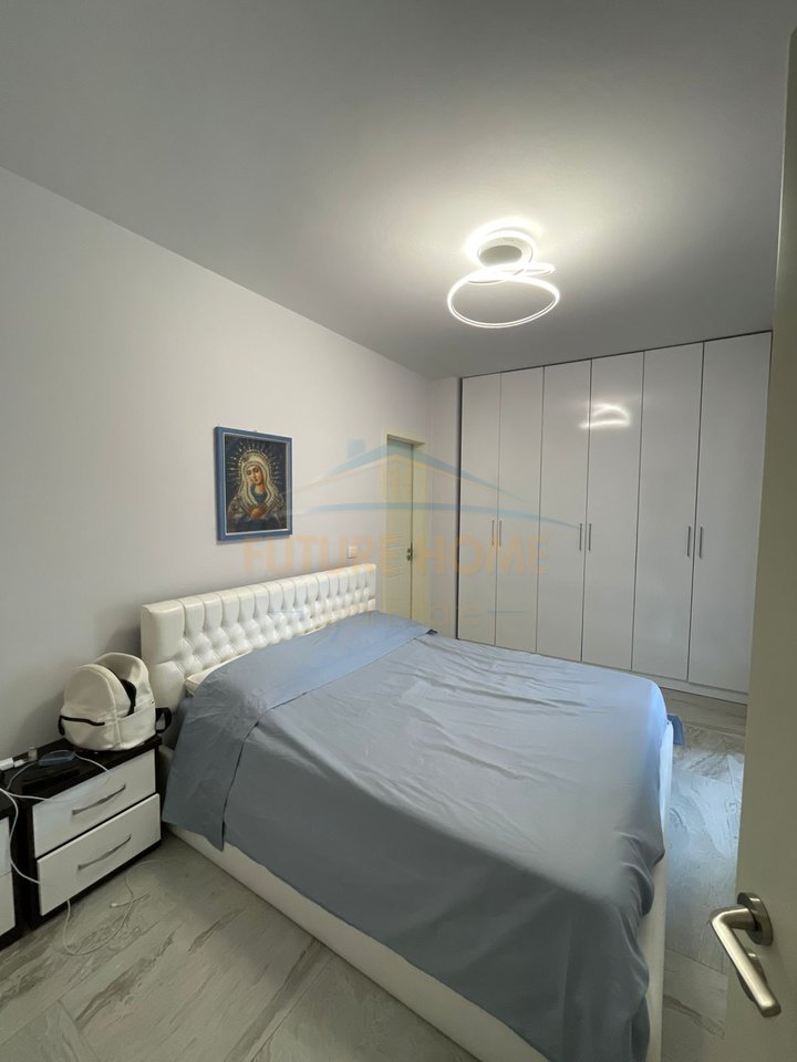 Appartamento 3+2 in affitto a 21 Dhjetori, Via Kavajës, Tirana - 1000€ | 114 m²