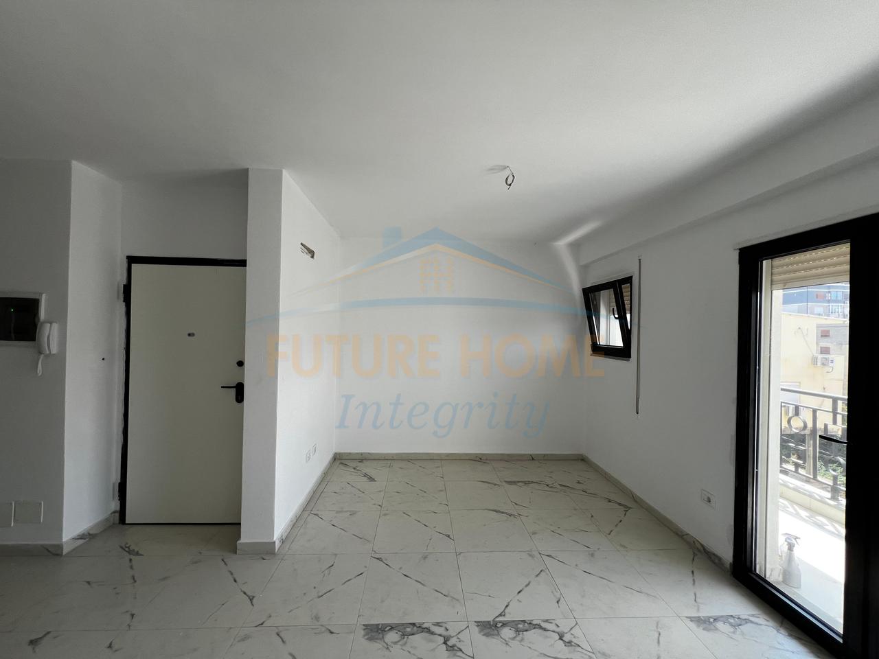 Rent, Office space 1+1, Ballet School, Tirana.