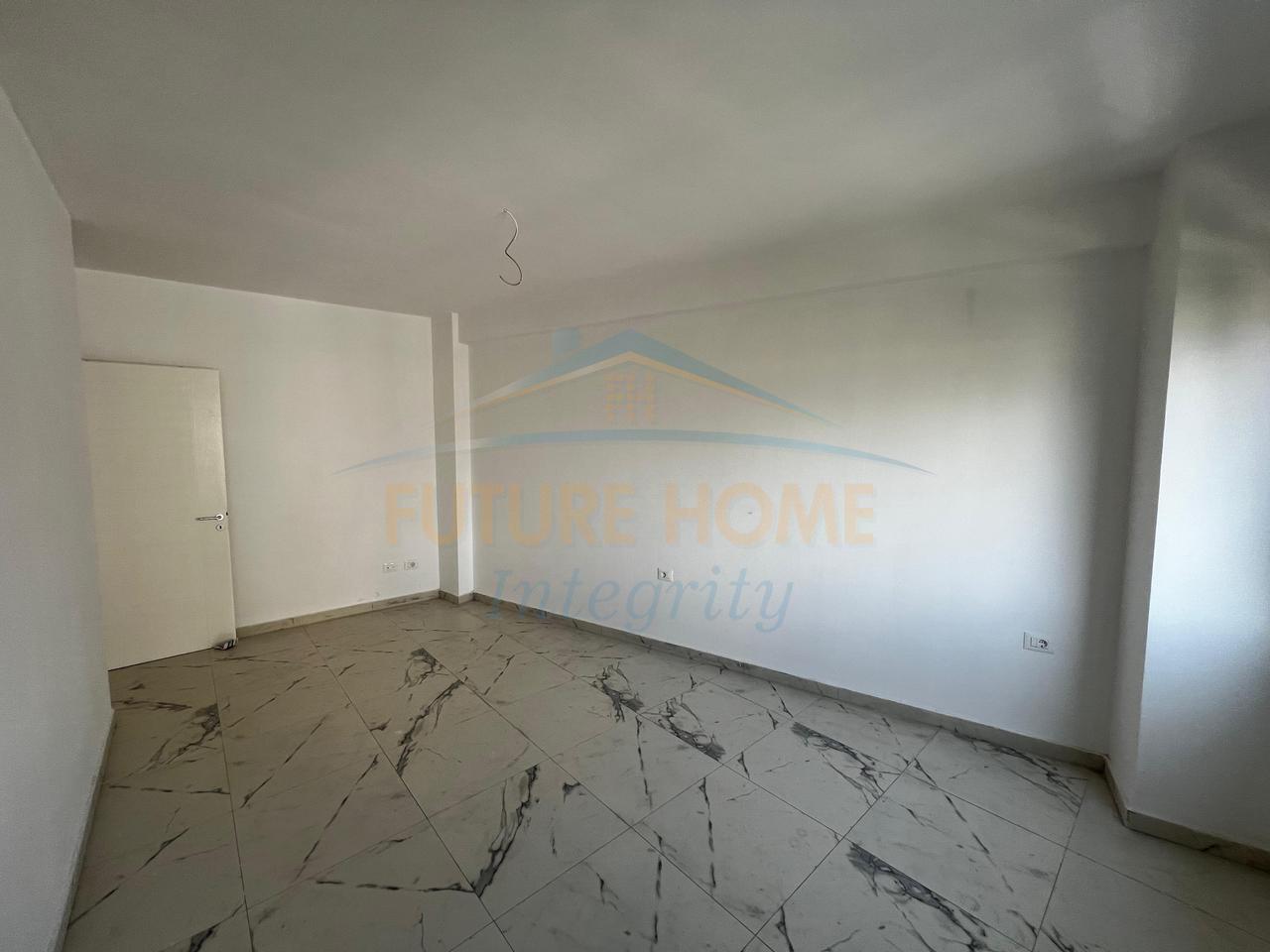 Rent, Office space 1+1, Ballet School, Tirana.