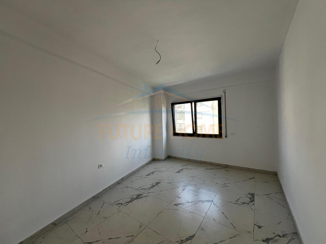 Rent, Office space 1+1, Ballet School, Tirana.