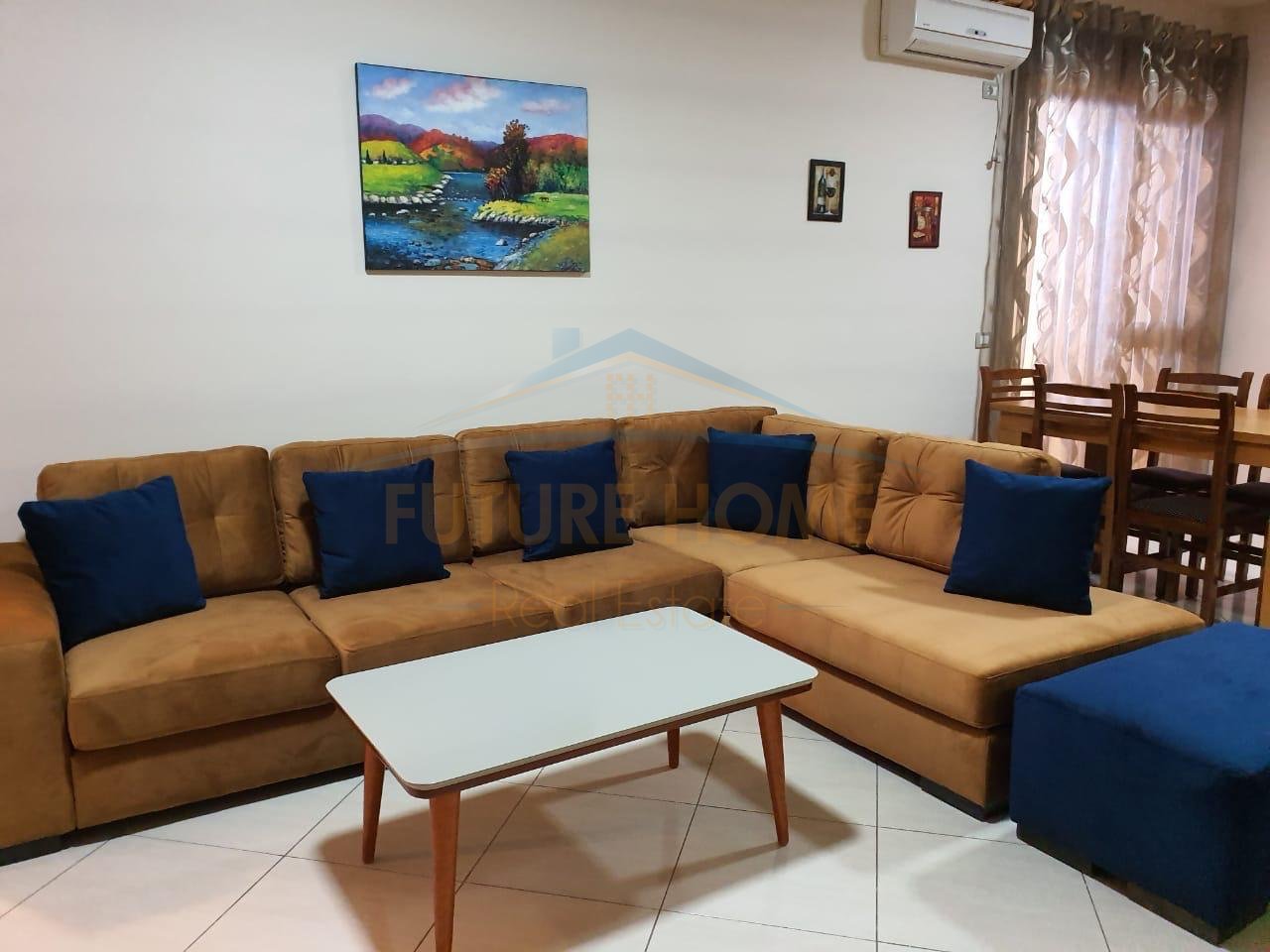 In vendita, appartamento 2+1+ posto auto. Viale Gjergj Fishta, Tirana