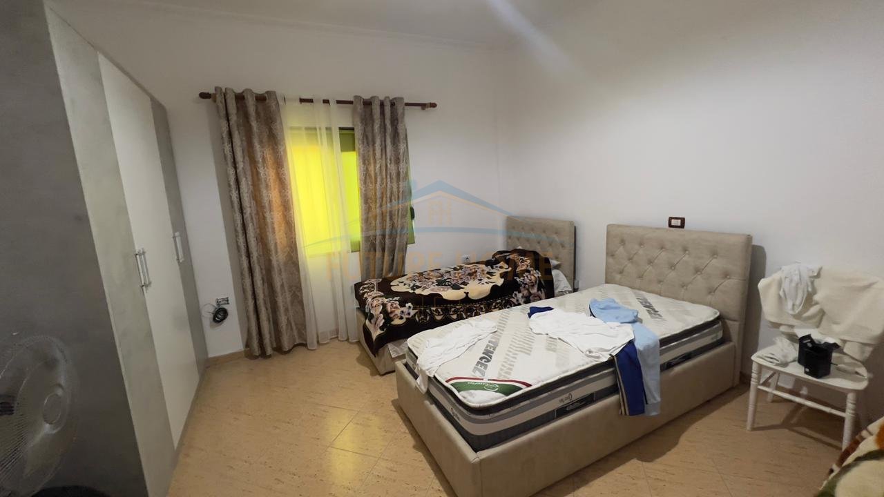 In vendita, villa su 4 piani, German Villas, Tirana.