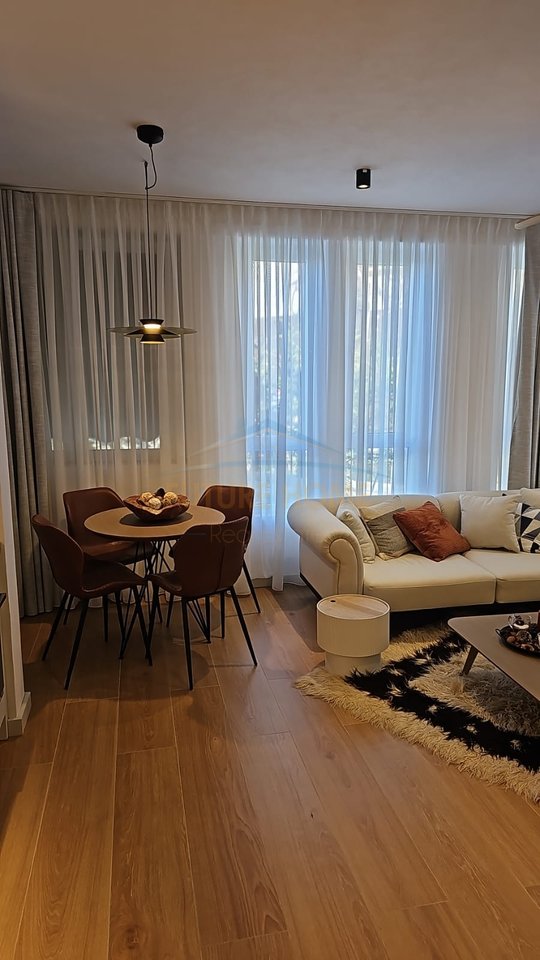 Shitet, Apartament 1+1, Tushemisht ,Pogradec.