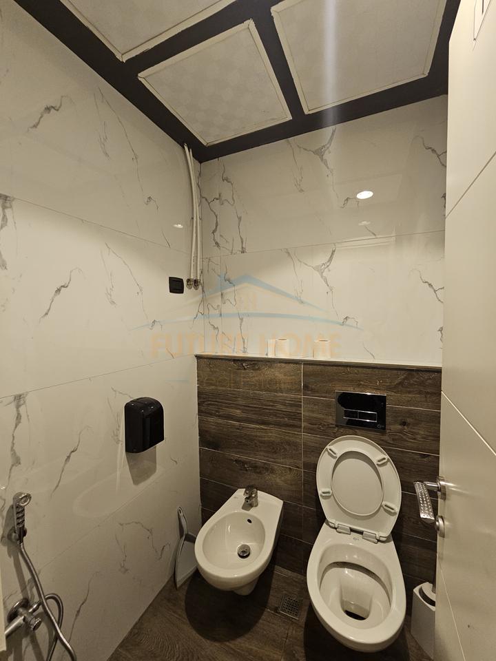 Rent, Local business premises, Red Wheels, Durrës