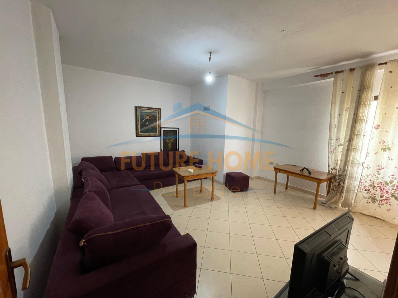 Rent, 1+1 Apartment, Porcelain, Tirana.