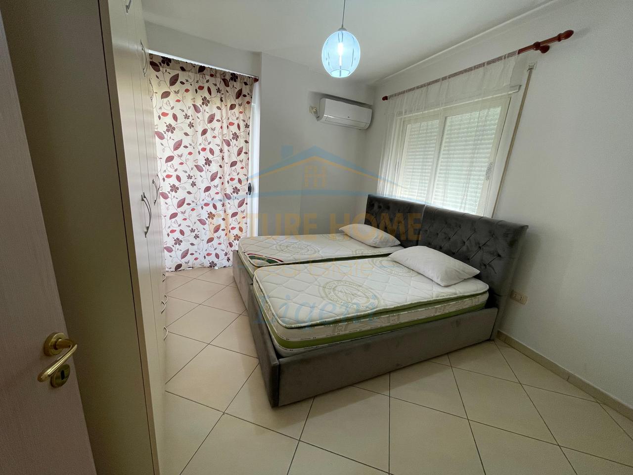 Shitet Apartament 3+1+2 , Bulevardi i Ri , Tirane.