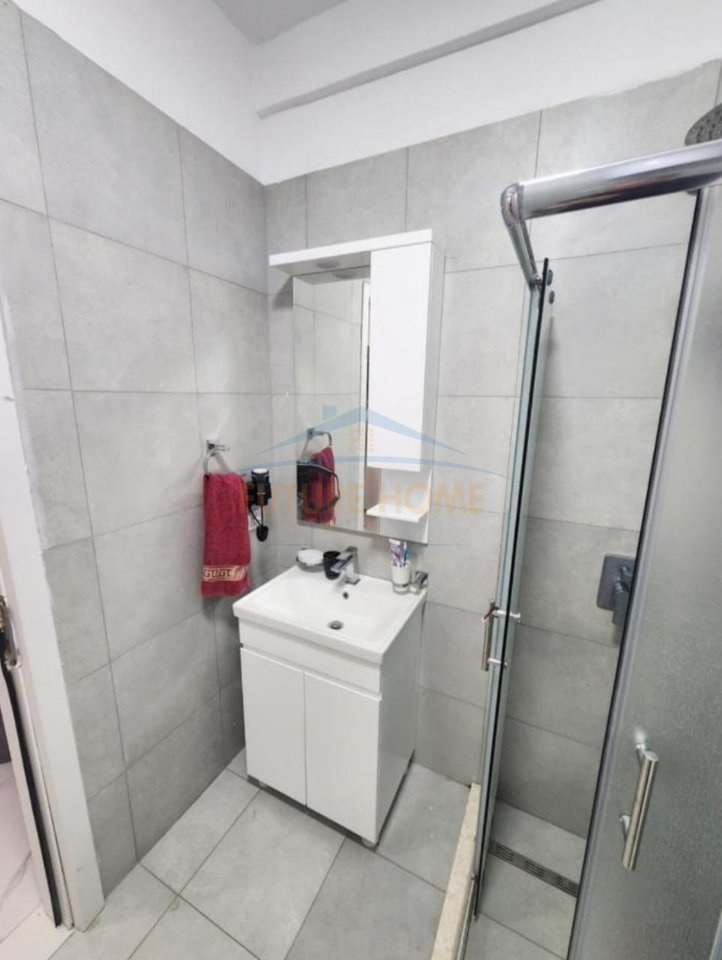 For sale, 1+1 apartment, Golem.