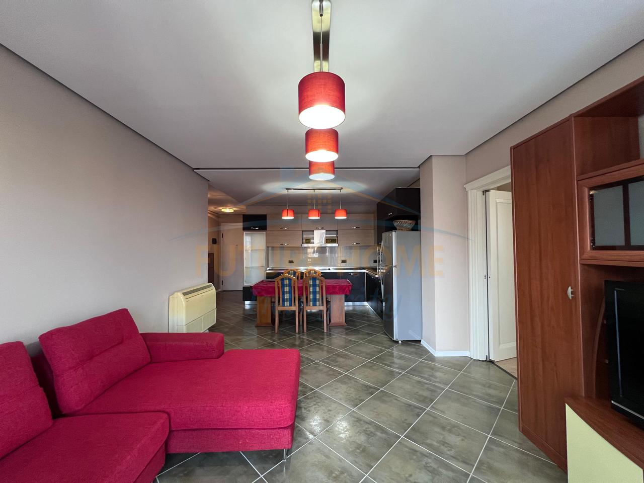 For rent, 2+1 Apartment, Botanical Garden, Tirana.