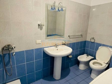 Qira, Apartament 1+1, Restorant Fresku, Tirane.