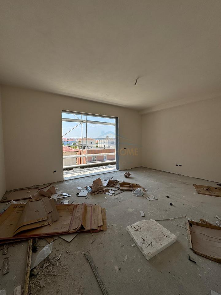 For sale, 1+1 Apartment, White Diamond Kamez Complex.
