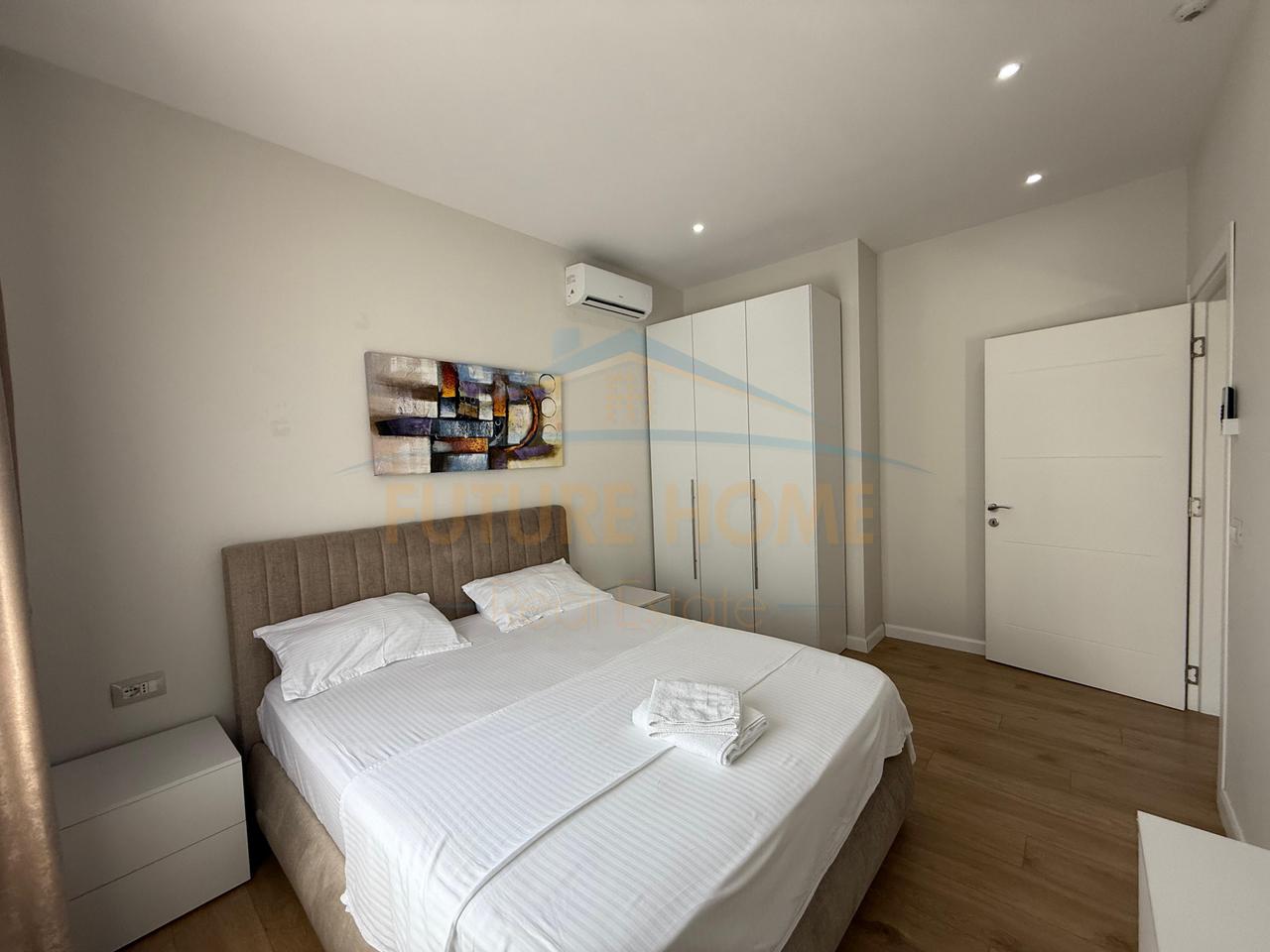 For sale, 4 Apartments 1+1, Porcelain, Tirana