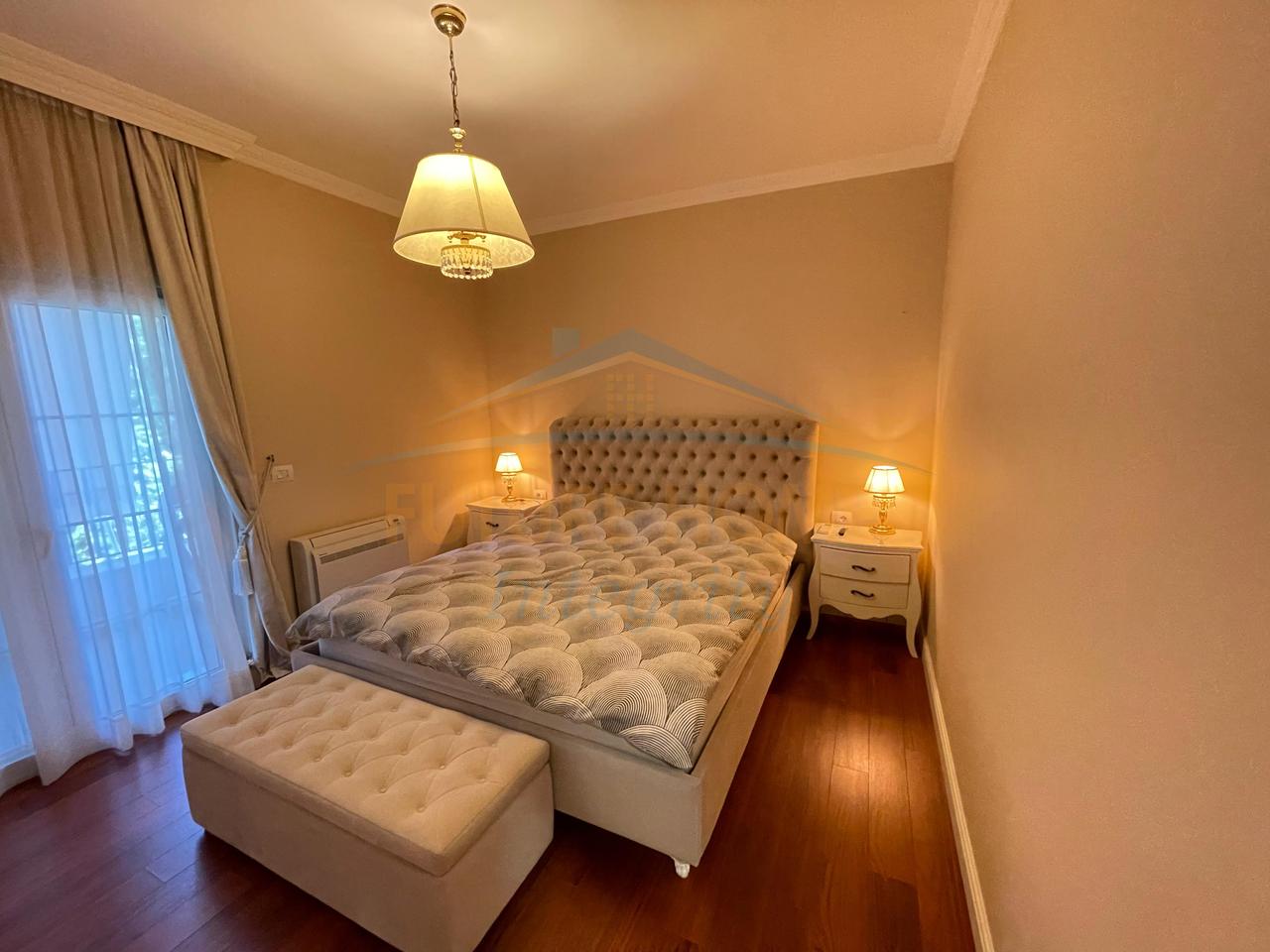 For sale, Apartment 2+1+Parking Post, Dry Lake, Tirana.