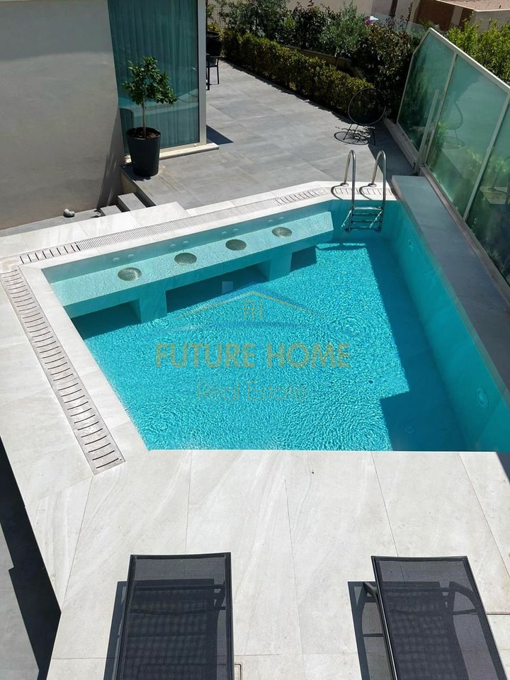 In Vendita, Villa Attaccata + Casa Ospiti, Green Coast Residence