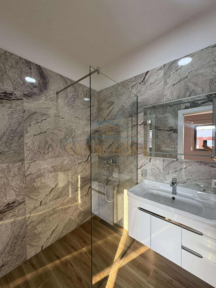 Qera, Apartament 2+1+Post Parkimi, Unaza e Re