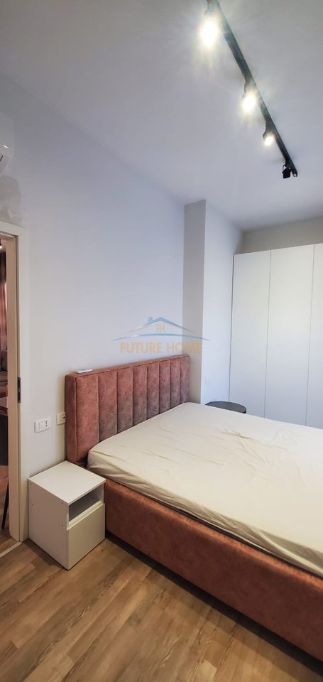 Qira, Appartamento 1+1, Complesso Mangalem, Tirana.