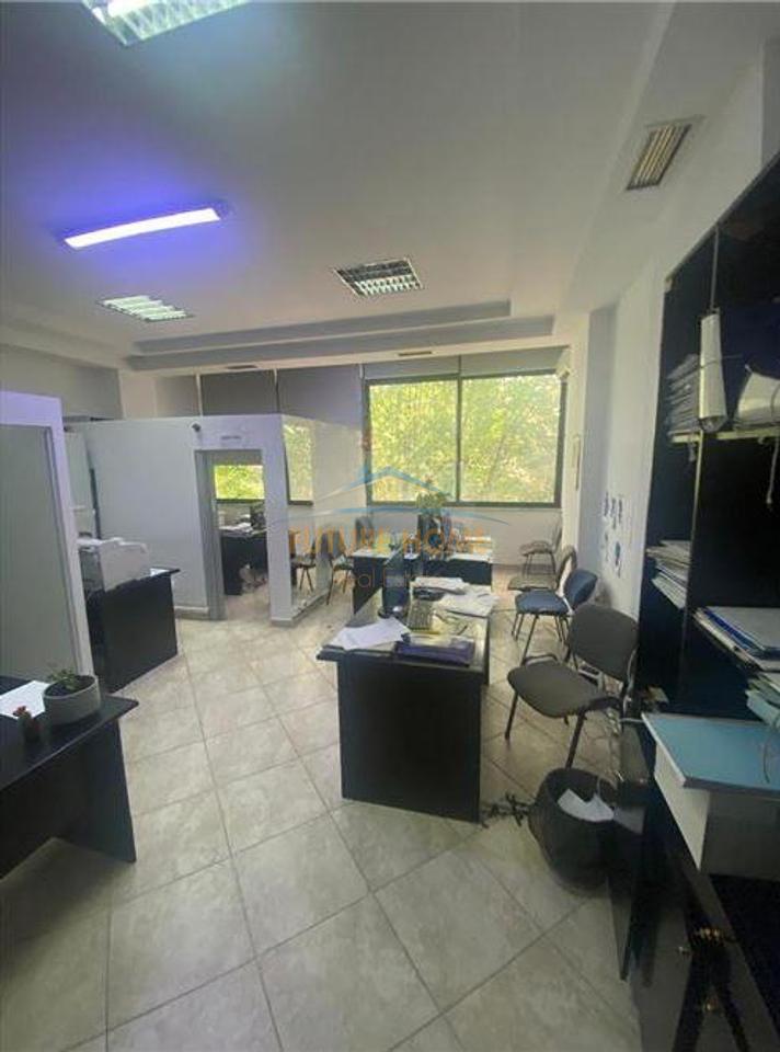 For sale, Business Unit, December 21, Tirana.