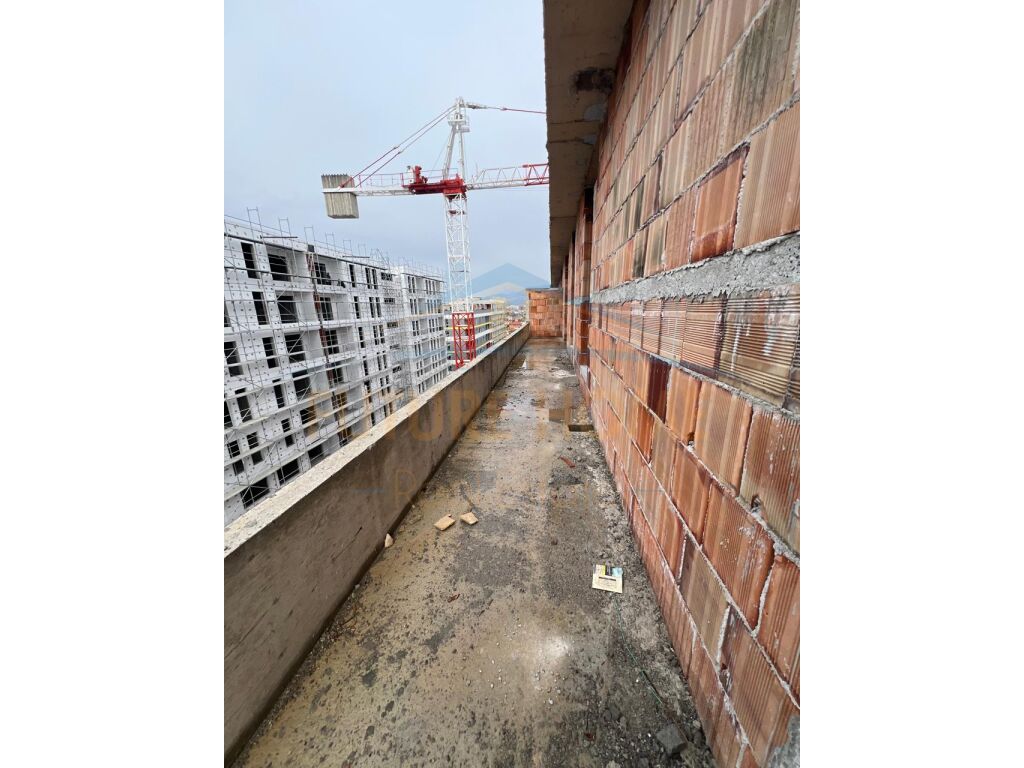 Shitet, Apartament 2+1, Univers City, Tiranë