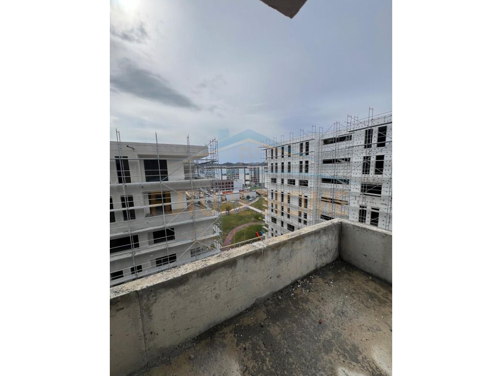 Shitet, Apartament 2+1, Univers City, Tiranë