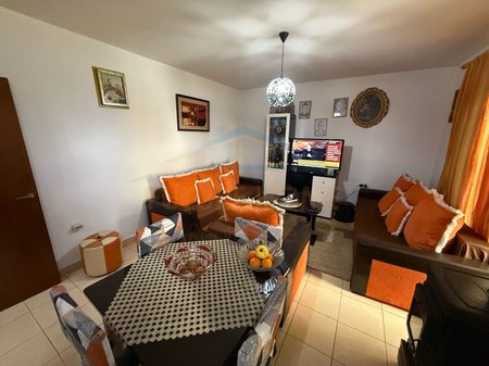 In vendita, Appartamento 1+1, Quartiere 10, Korçë