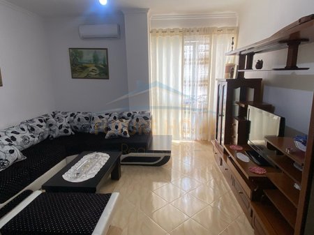 Qira, Apartament 1+1, Fresk