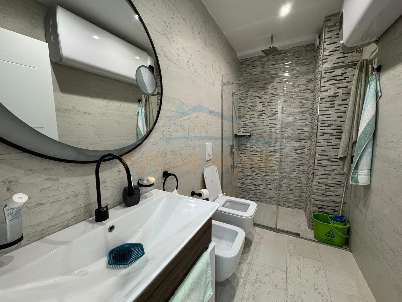 Shitet, Apartament 2+1+2+ Depo, Vollga, Durres