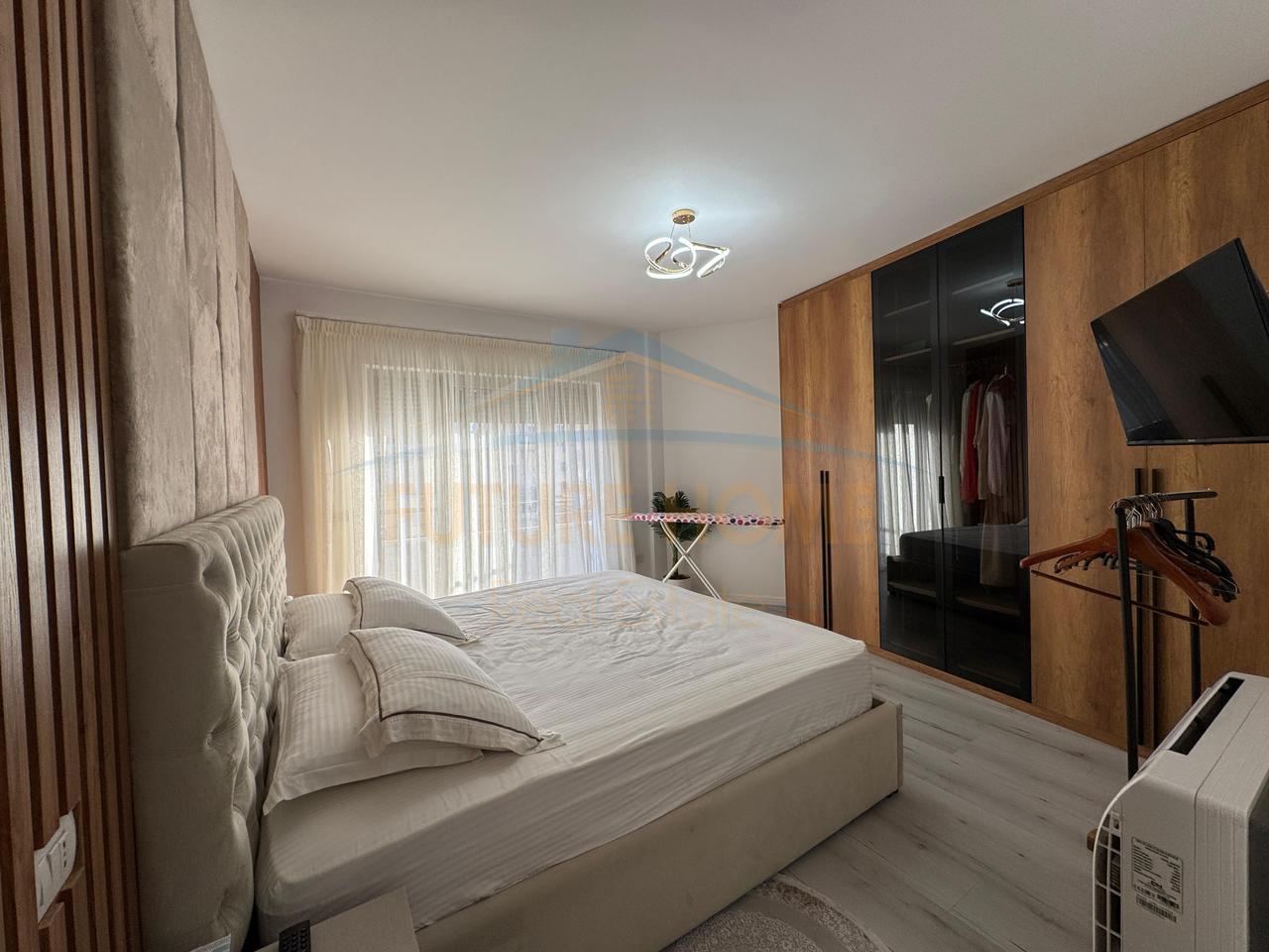 Shitet, Apartament 2+1+2+ Depo, Vollga, Durres