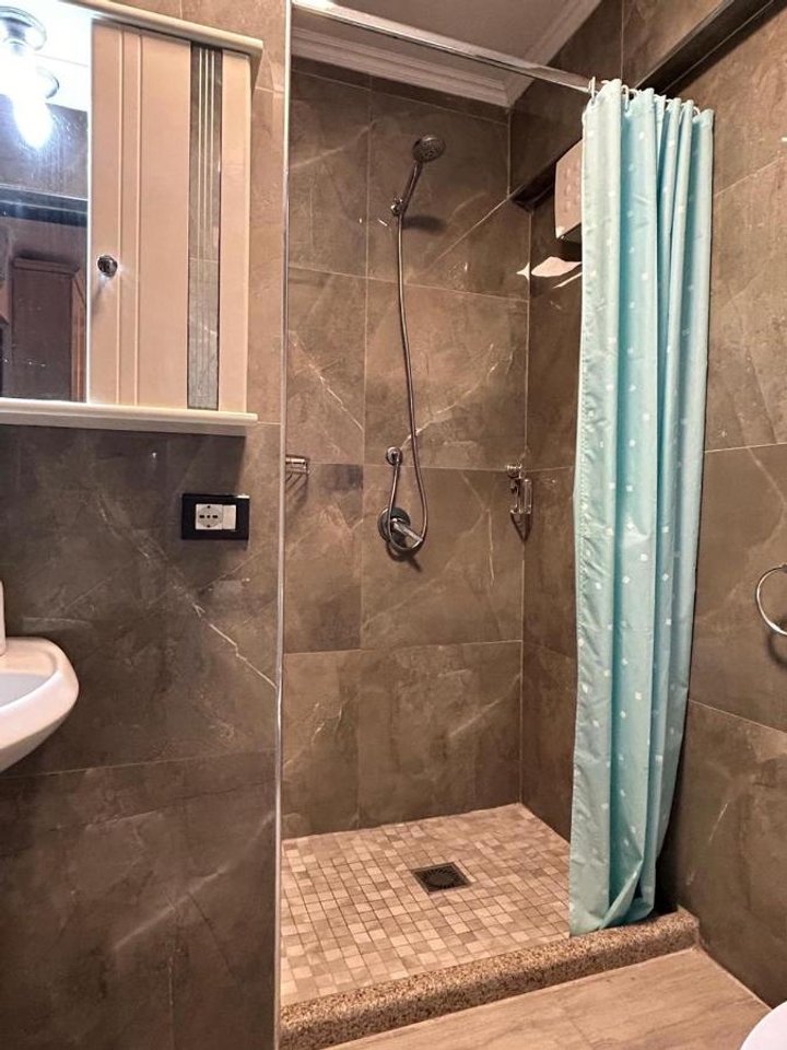 For rent, 1+1 Apartment, near Sazani Restaurant, Shkëmbi i Kavajës, Durrës