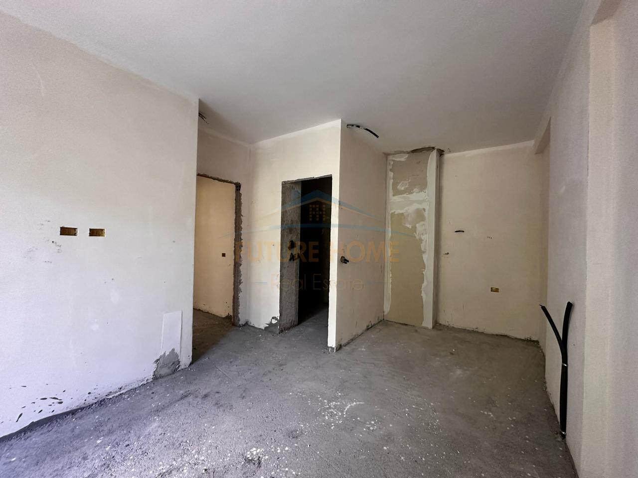 Shitet, Apartament 2+1+2, Xheluks Residence, Rruga e Elbasanit