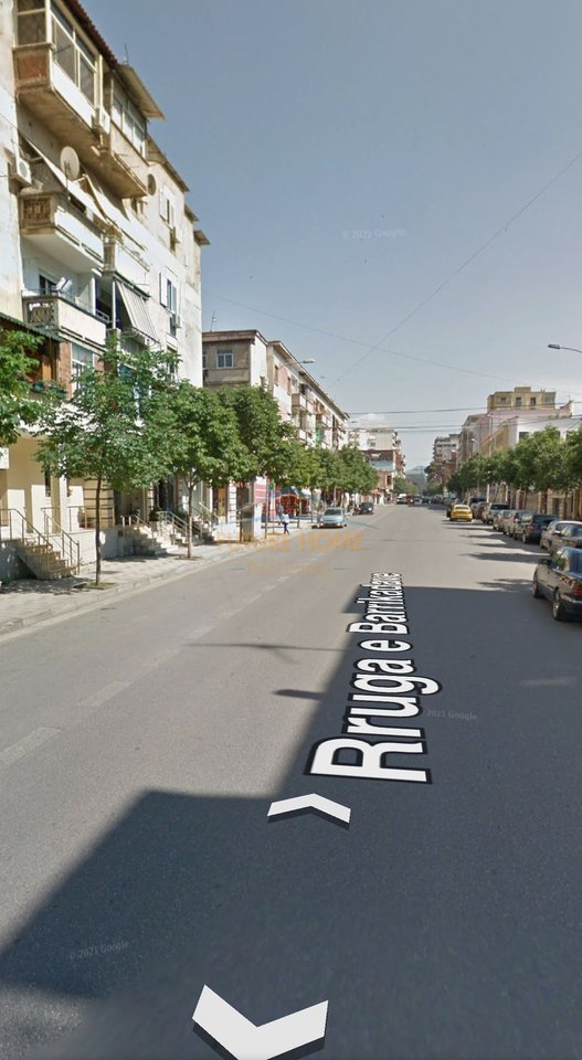 In vendita, Locale Commerciale, Via Barrikadave, Tirana