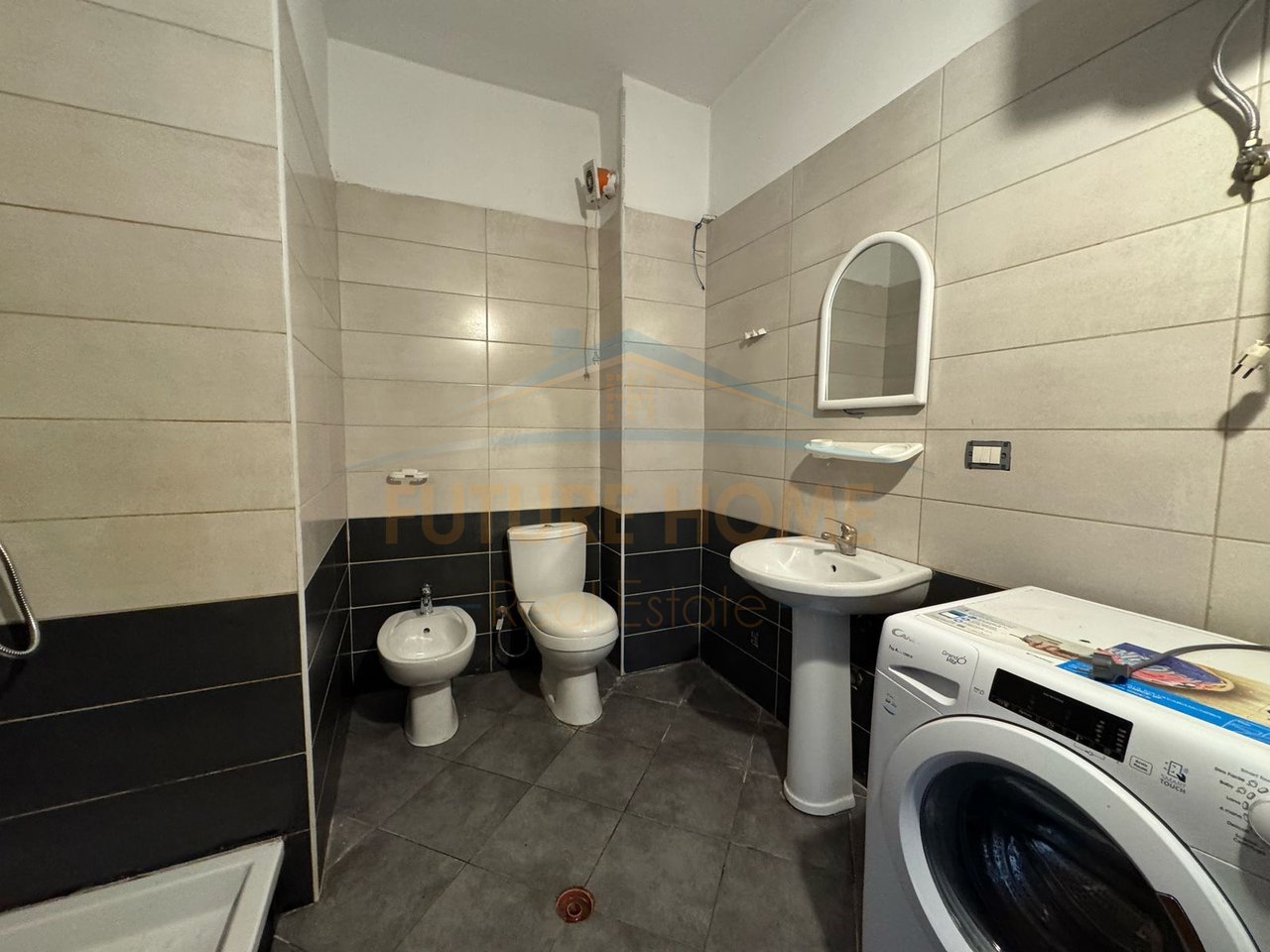 Qera, Apartament 2+1, Unaza e Re, Tirane