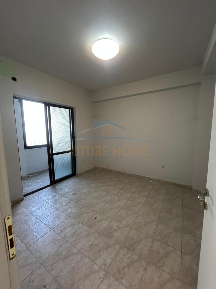For rent, space, Brryli, Tirana.