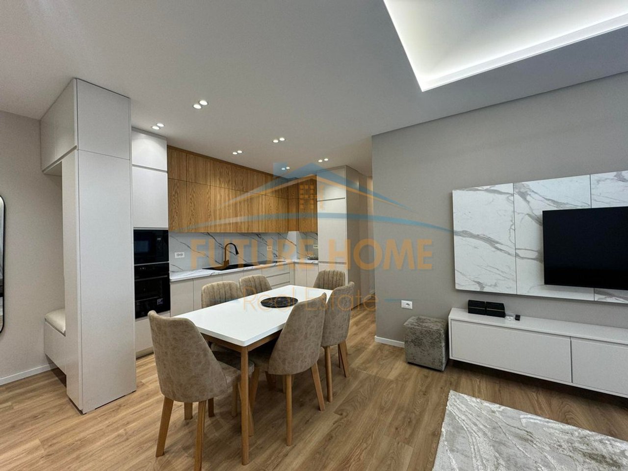 For rent, 2+1 apartment, Kavajes Street.