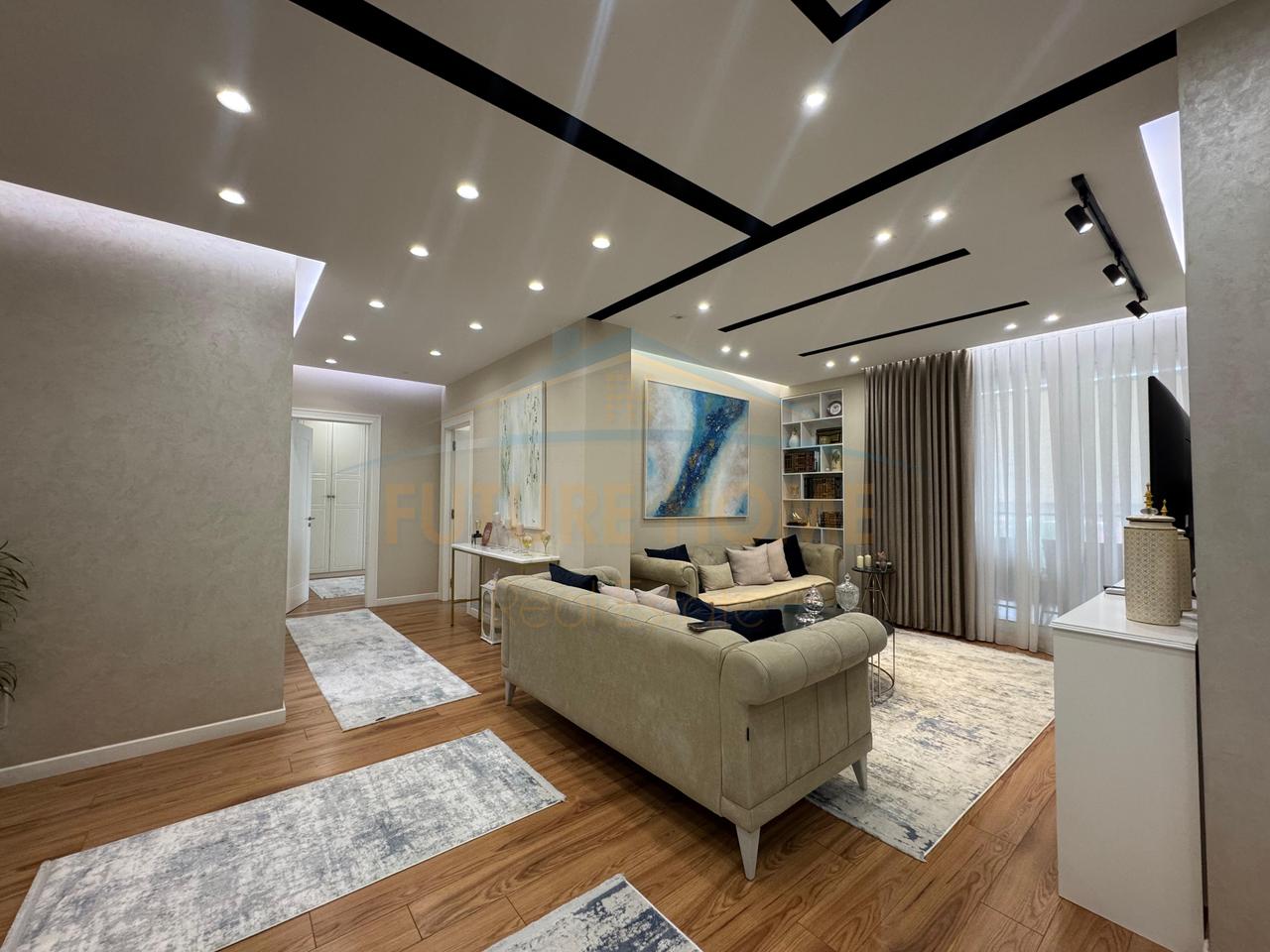For sale, Apartment 3+1+2+2 Parking Spaces, Aviation Field (Turdiu Complex)