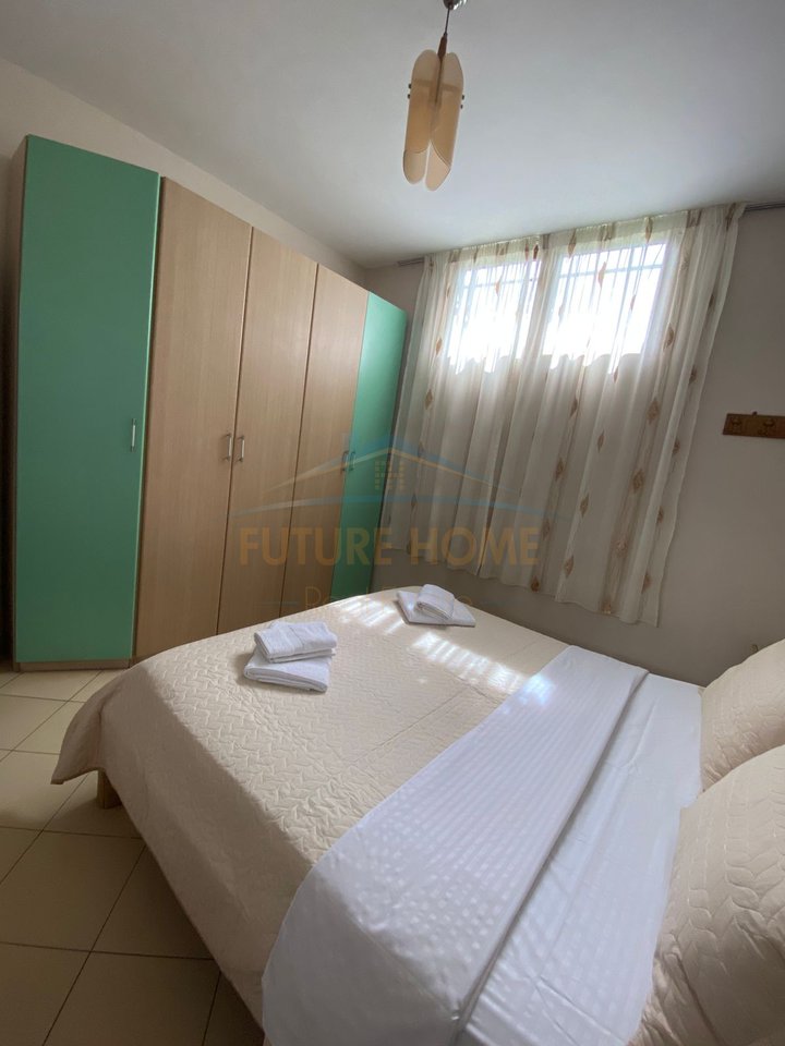Rent, Private House + Shop, Zogu 1 Boulevard, Tirana