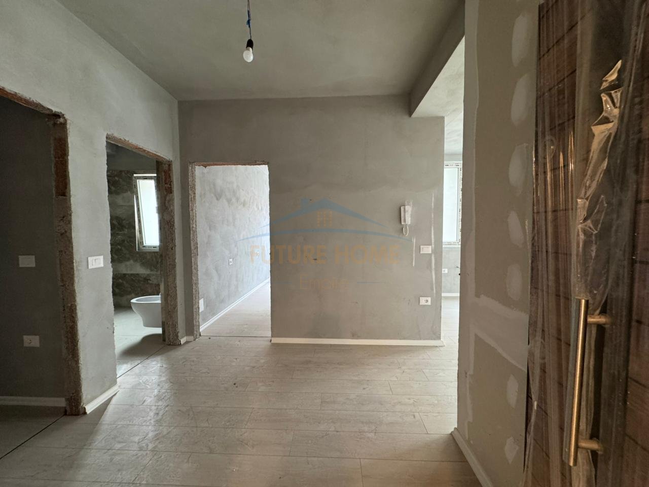 For sale, Apartment 2+1+2+ Parking Space, River Residence, New Ring, Tirana.