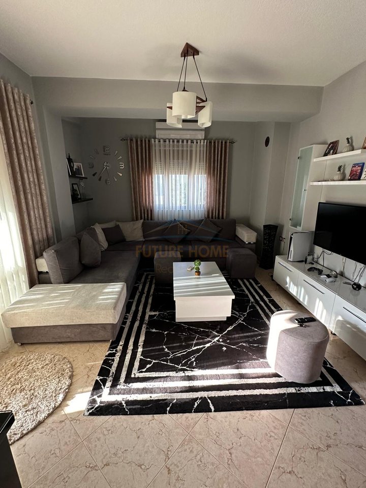 For sale, 2+1 Apartment, 1st June Street, Pogradec