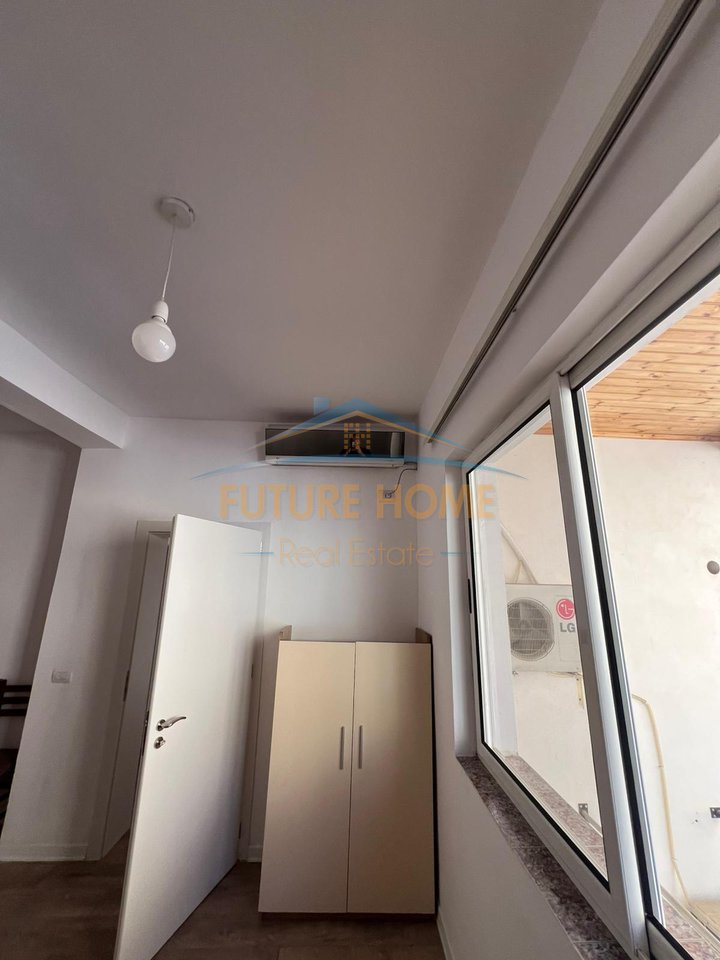 Qira, Ambient per zyra, Myslym Shyr