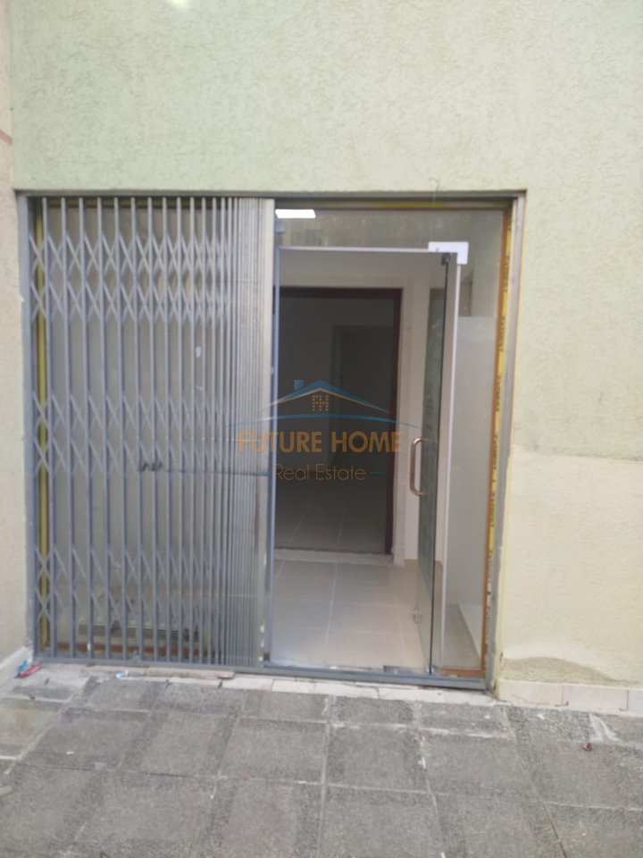 Qera, Njësi Biznesi, Kopshti Botanik, Tiranë.