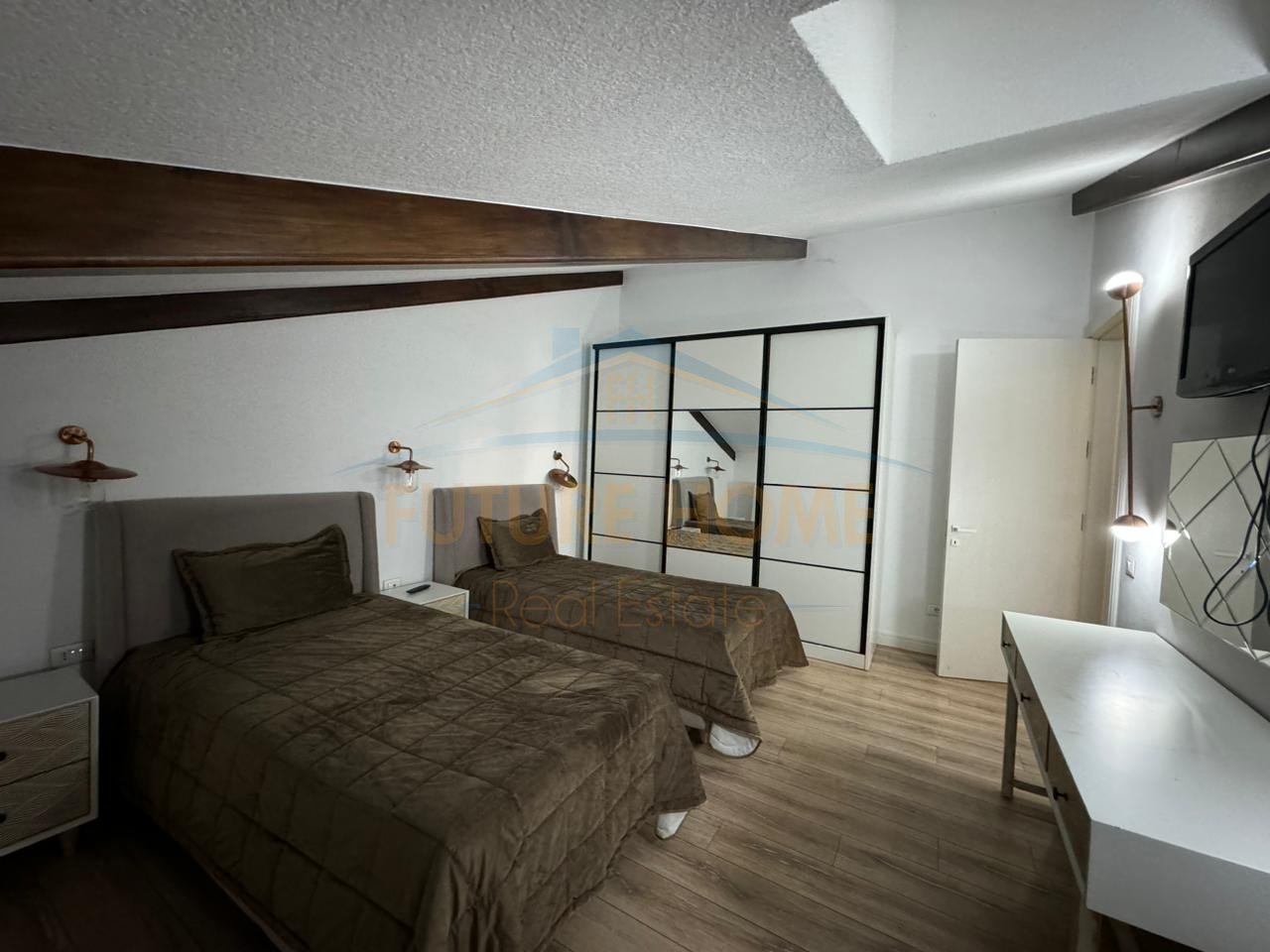 Qera,Apartament 3+1+3  tek "Secret Garden"