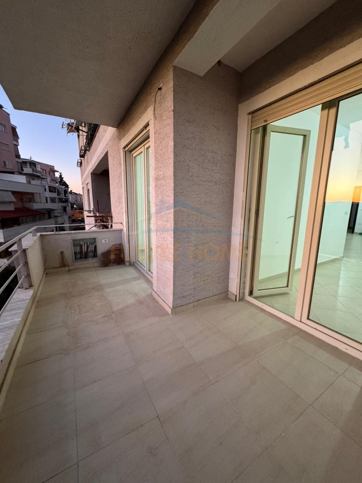 For sale, 1+1 Apartment, Fresku, Tirana