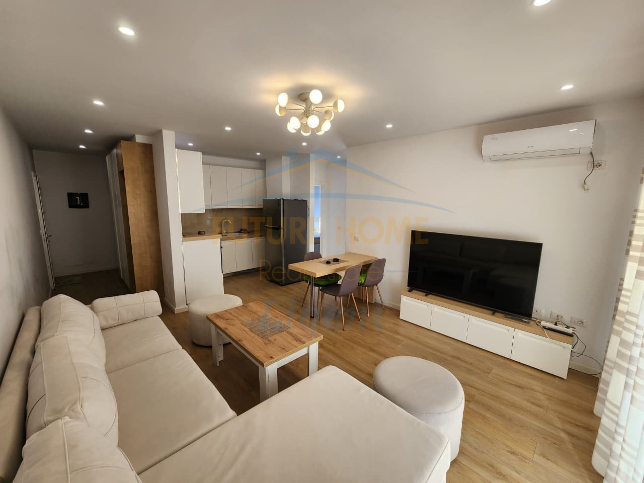 Qera, Apartament 2+1+2 Poste Parkimi, Liqeni i Thate Tirane.