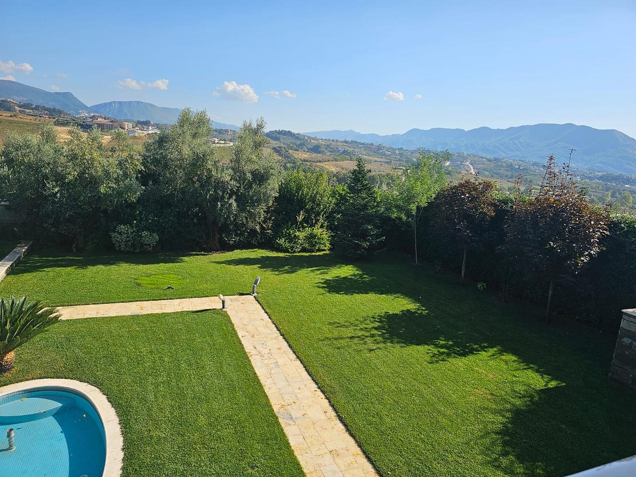 For sale, 3-Storey Villa, Lunder, Tirana.