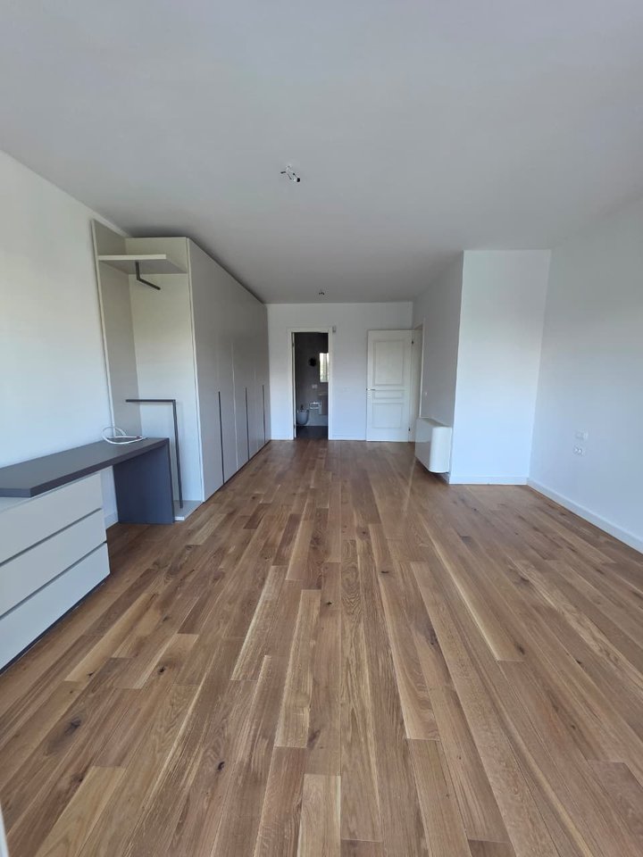 For sale, 3-Storey Villa, Lunder, Tirana.