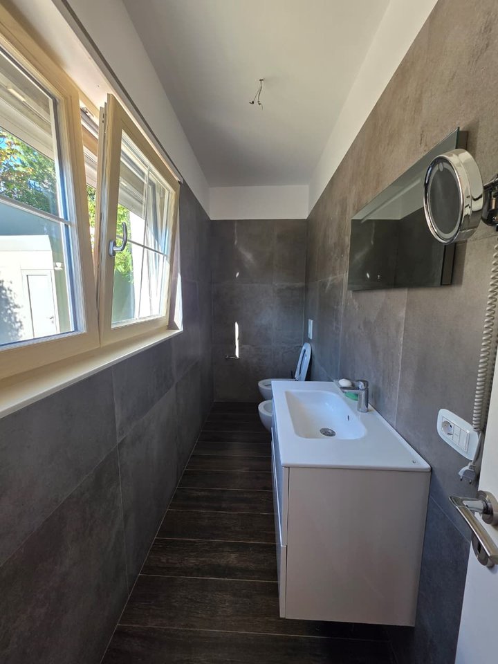 For sale, 3-Storey Villa, Lunder, Tirana.