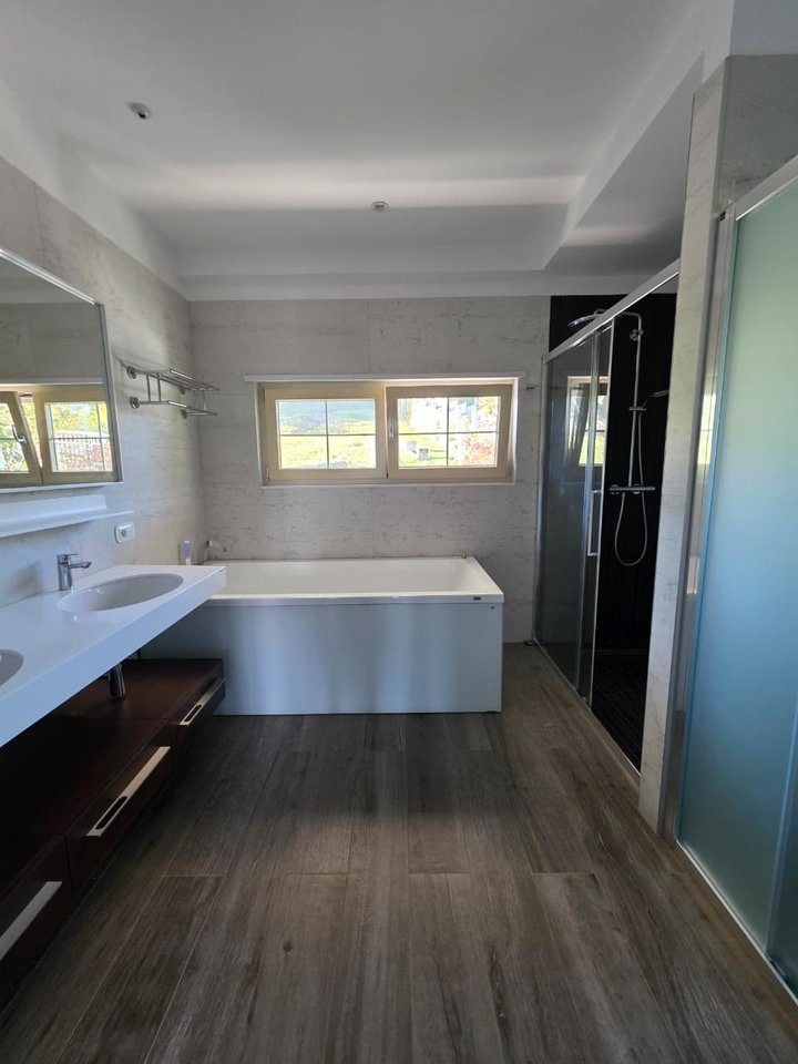 For sale, 3-Storey Villa, Lunder, Tirana.