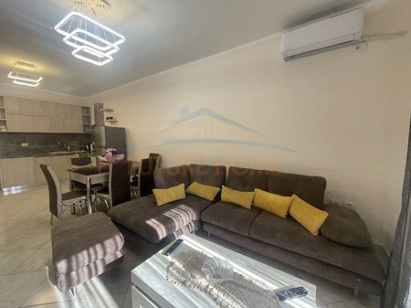 For rent, 2+1 Apartment, Zogu I Boulevard, Tirana.