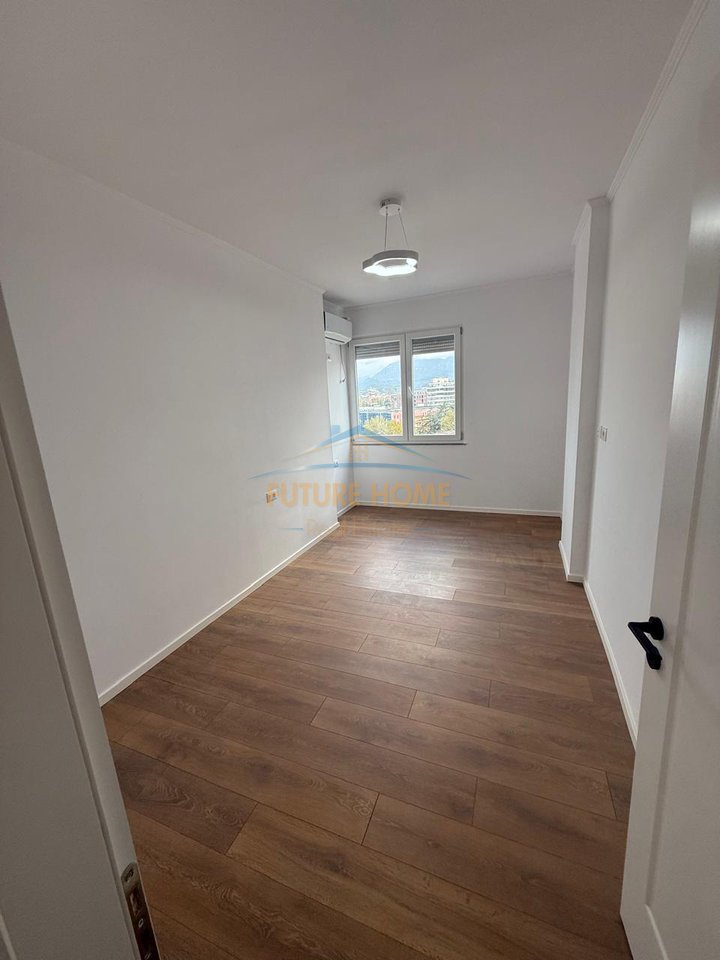 In vendita, Appartamento 2+1+2, Mine Peza, Tirana.